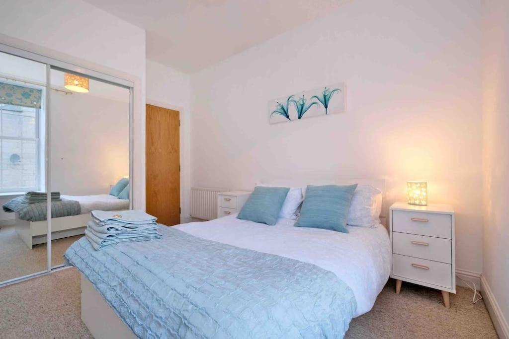 Modern & Spacious Apartment In City Centre Aberdeen Kültér fotó
